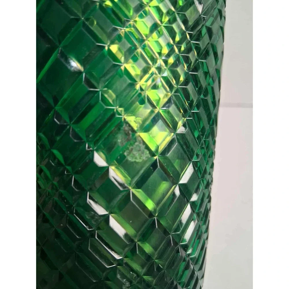 Starbucks emerald green